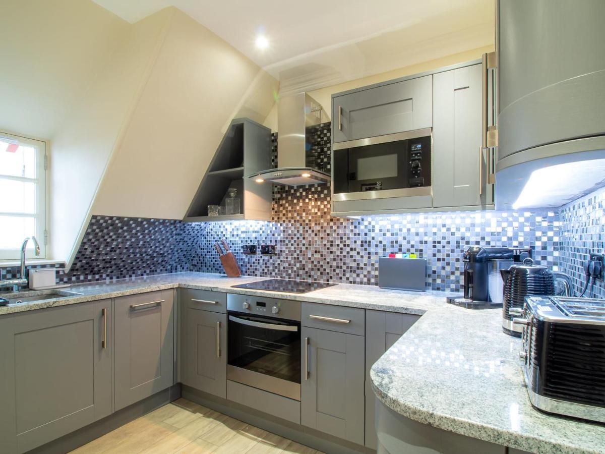 Luxury Royal Mile Apartment By The Castle - Sleeps 4 爱丁堡 外观 照片